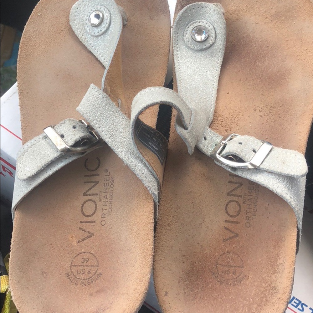 FINAL DROP Vionic size 8 flip